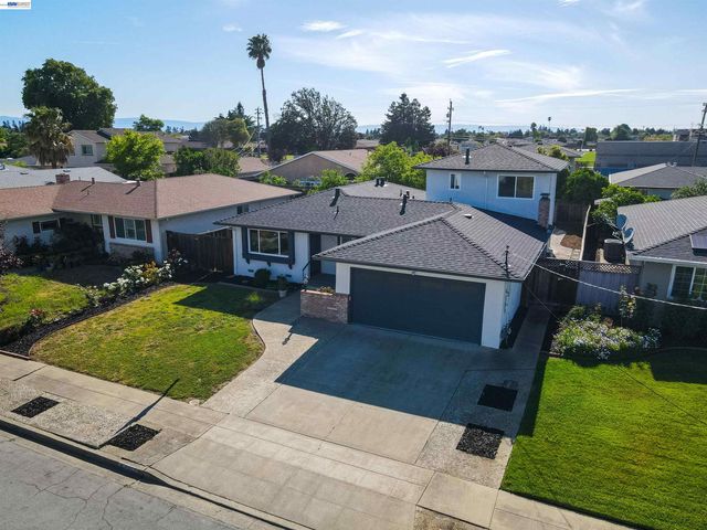 41287 Mahoney St, Fremont, CA 94538