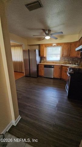 8264 CARAVELLE Drive, Jacksonville, FL 32244