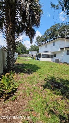 8264 CARAVELLE Drive, Jacksonville, FL 32244