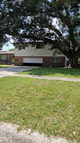 8264 CARAVELLE Drive, Jacksonville, FL 32244