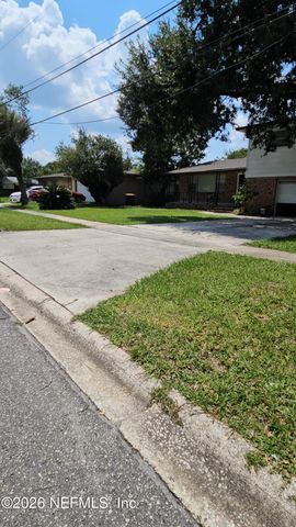 8264 CARAVELLE Drive, Jacksonville, FL 32244