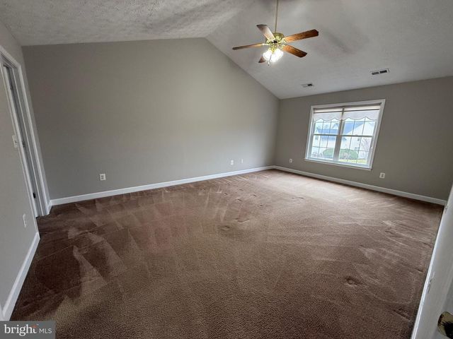 4116 DERBYSHIRE LN, Fredericksburg, VA 22408