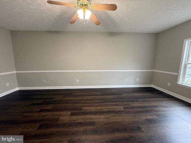 4116 DERBYSHIRE LN, Fredericksburg, VA 22408