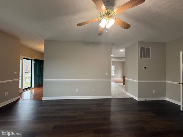 4116 DERBYSHIRE LN, Fredericksburg, VA 22408