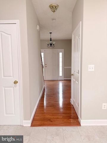 4116 DERBYSHIRE LN, Fredericksburg, VA 22408