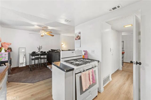 3700 Mountain Avenue 5-C, San Bernardino, CA 92404