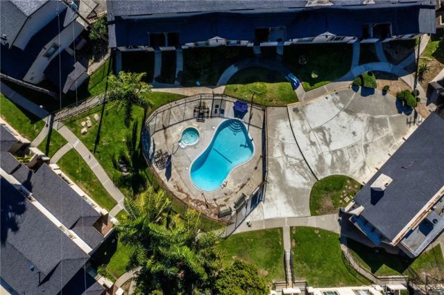 3700 Mountain Avenue 5-C, San Bernardino, CA 92404