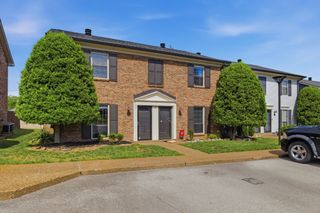 132 Academy Sq, Nashville, TN 37210