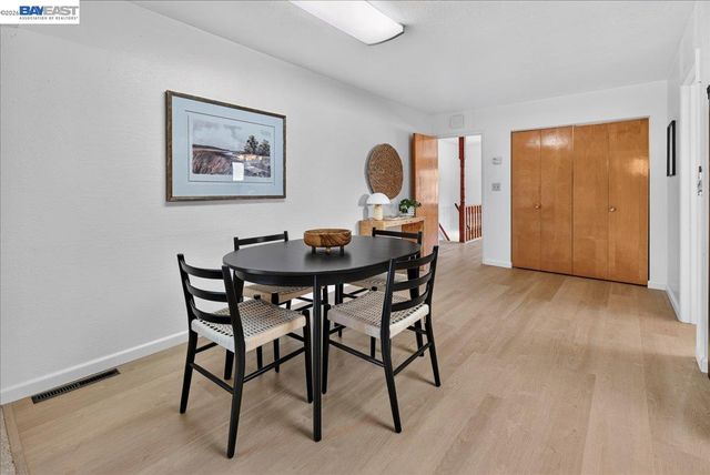 19574 Stanton Ave, Castro Valley, CA 94546
