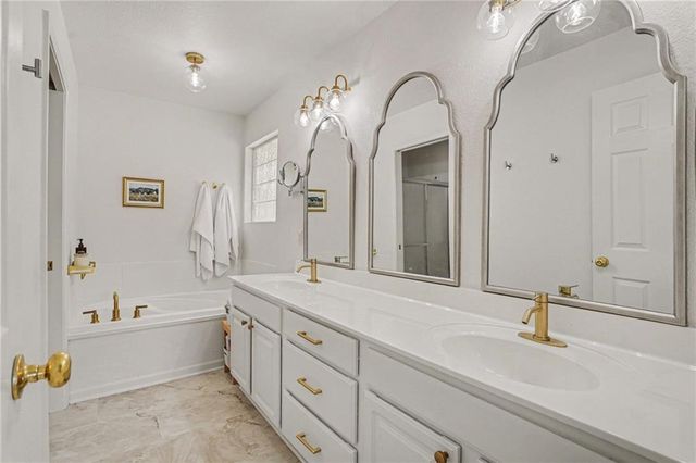 416 E 166TH Court, Belton, MO 64012