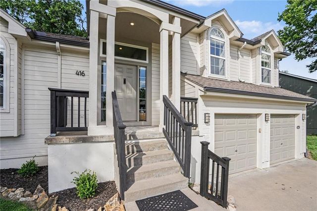 416 E 166TH Court, Belton, MO 64012