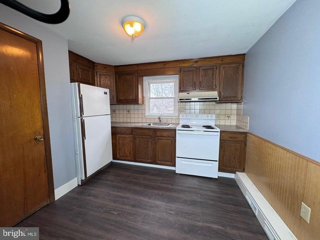 325 NEW CASTLE ST, Minersville, PA 17954