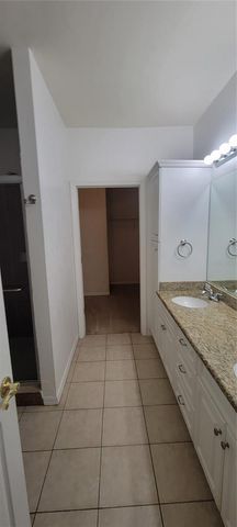 1571 NW 29TH ROAD 1, Gainesville, FL 32605