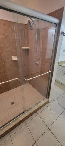 1571 NW 29TH ROAD 1, Gainesville, FL 32605