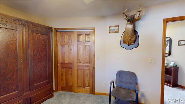 1015 E Oak Street, Greenville, IL 62246