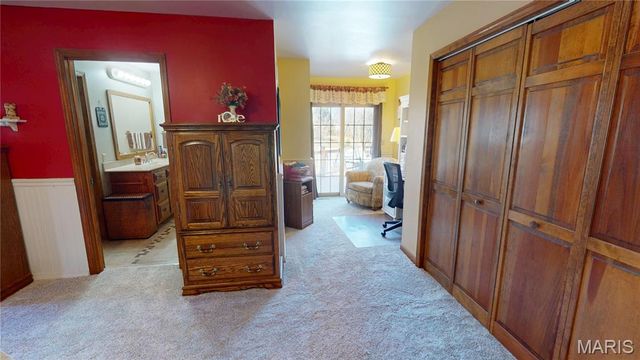 1015 E Oak Street, Greenville, IL 62246