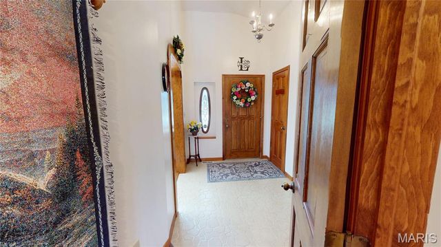 1015 E Oak Street, Greenville, IL 62246