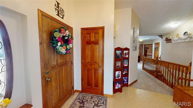 1015 E Oak Street, Greenville, IL 62246