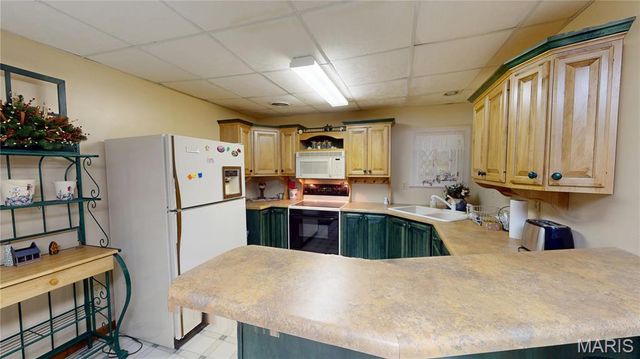 1015 E Oak Street, Greenville, IL 62246