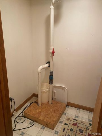 1015 E Oak Street, Greenville, IL 62246