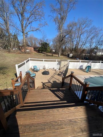 1015 E Oak Street, Greenville, IL 62246