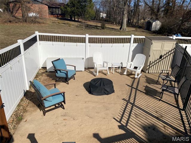 1015 E Oak Street, Greenville, IL 62246