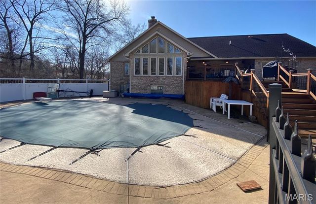 1015 E Oak Street, Greenville, IL 62246