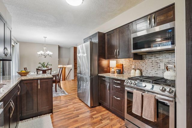 3725 80th Avenue N, Brooklyn Park, MN 55443