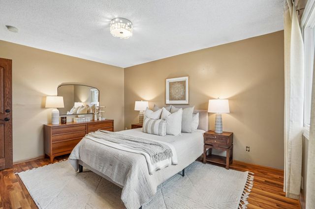 3725 80th Avenue N, Brooklyn Park, MN 55443