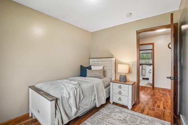 3725 80th Avenue N, Brooklyn Park, MN 55443