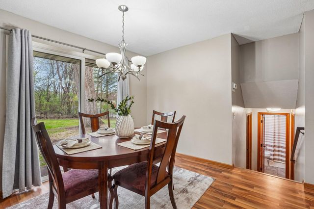3725 80th Avenue N, Brooklyn Park, MN 55443
