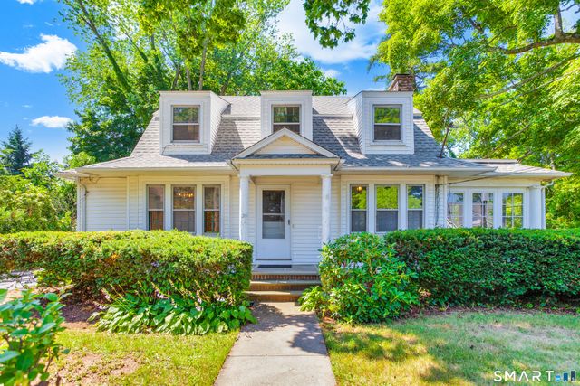 120 Maple Street, Branford, CT 06405