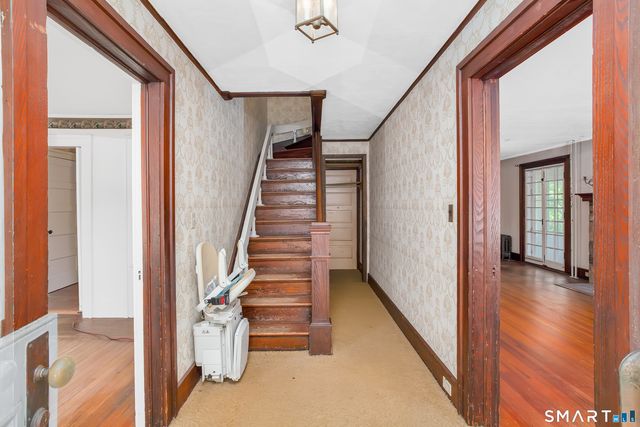 120 Maple Street, Branford, CT 06405