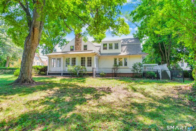 120 Maple Street, Branford, CT 06405