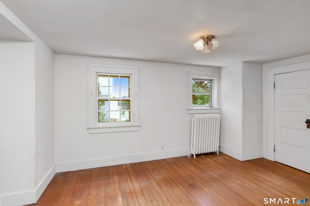 120 Maple Street, Branford, CT 06405