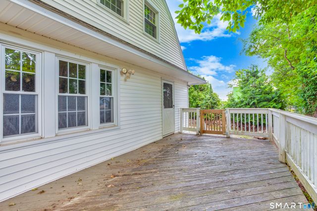 120 Maple Street, Branford, CT 06405