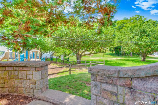 120 Maple Street, Branford, CT 06405