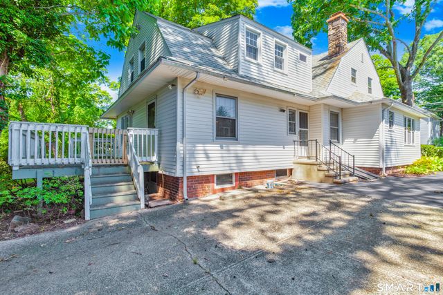 120 Maple Street, Branford, CT 06405