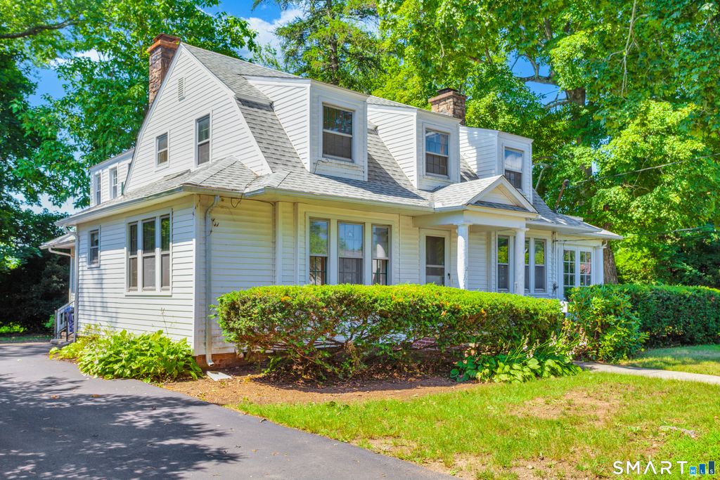 120 Maple Street, Branford, CT 06405