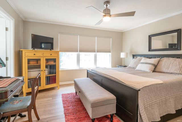 613 W Whitethorn Way, Bloomington, IN 47403