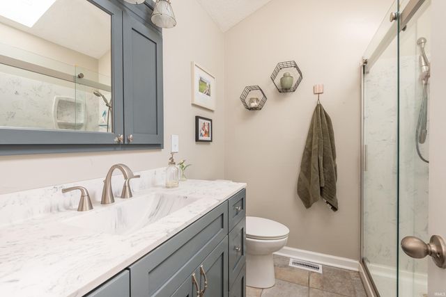613 W Whitethorn Way, Bloomington, IN 47403