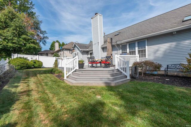 613 W Whitethorn Way, Bloomington, IN 47403