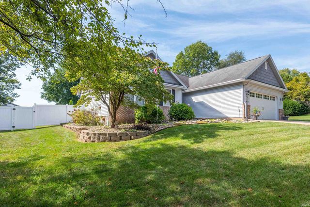 613 W Whitethorn Way, Bloomington, IN 47403