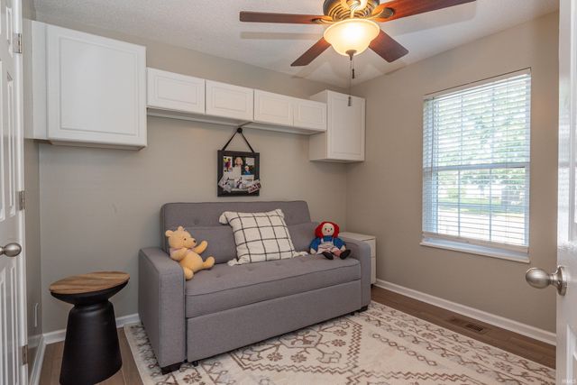 613 W Whitethorn Way, Bloomington, IN 47403