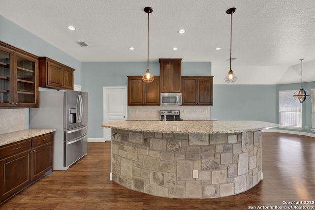 546 Melissa, New Braunfels, TX 78130