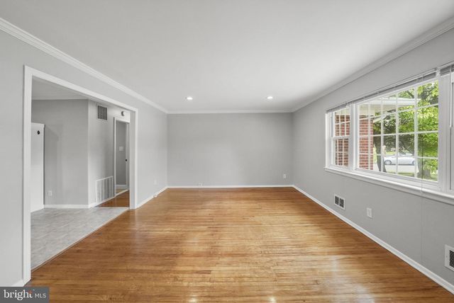 71 HARDWICK DR, Ewing, NJ 08638