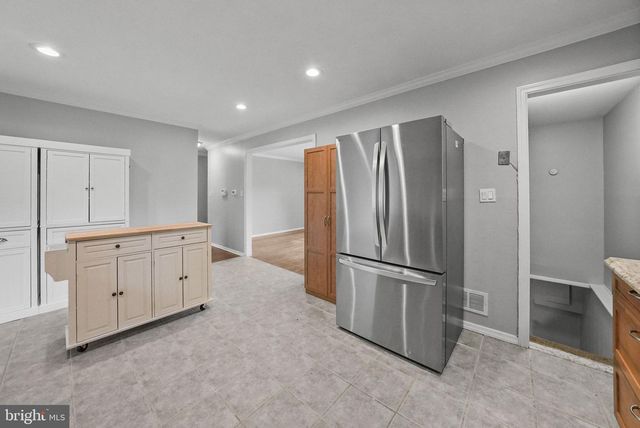 71 HARDWICK DR, Ewing, NJ 08638