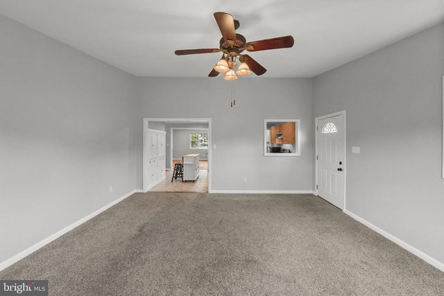 71 HARDWICK DR, Ewing, NJ 08638