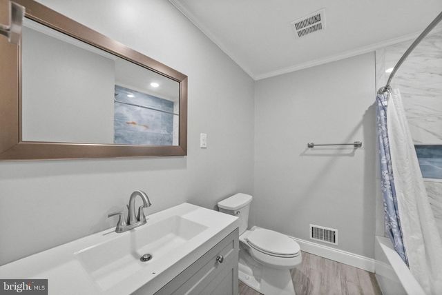 71 HARDWICK DR, Ewing, NJ 08638
