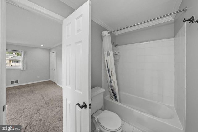 71 HARDWICK DR, Ewing, NJ 08638